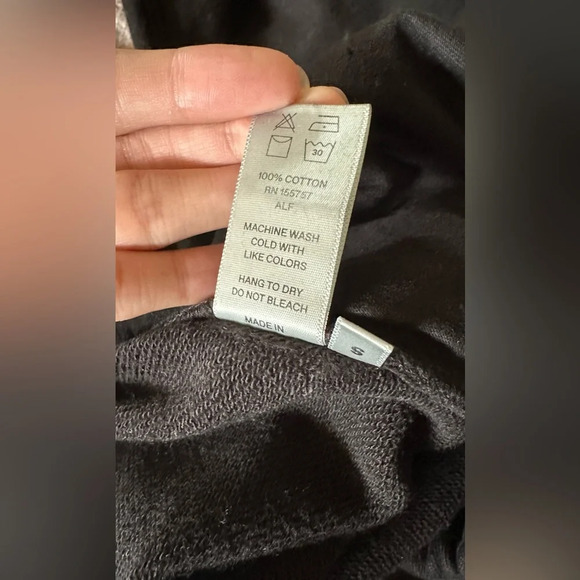 NWT Madhappy So Sorry! No WiFi Universal Sweatpants Black Small - Picture 9 of 9